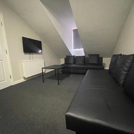 Mays Apartments - 102 Mill Street, Free Parking, 2 Minute Walk To Baltic Market And City Centre - Apartments Sleep 1-10 Guests Liverpool Exterior foto